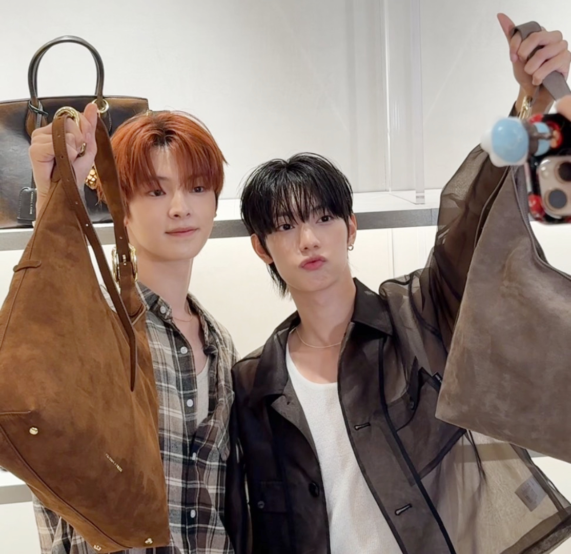ji3  CHARLES & KEITH 人氣男團FLARE U台籍成員崔立于與韓籍成員姜玗
